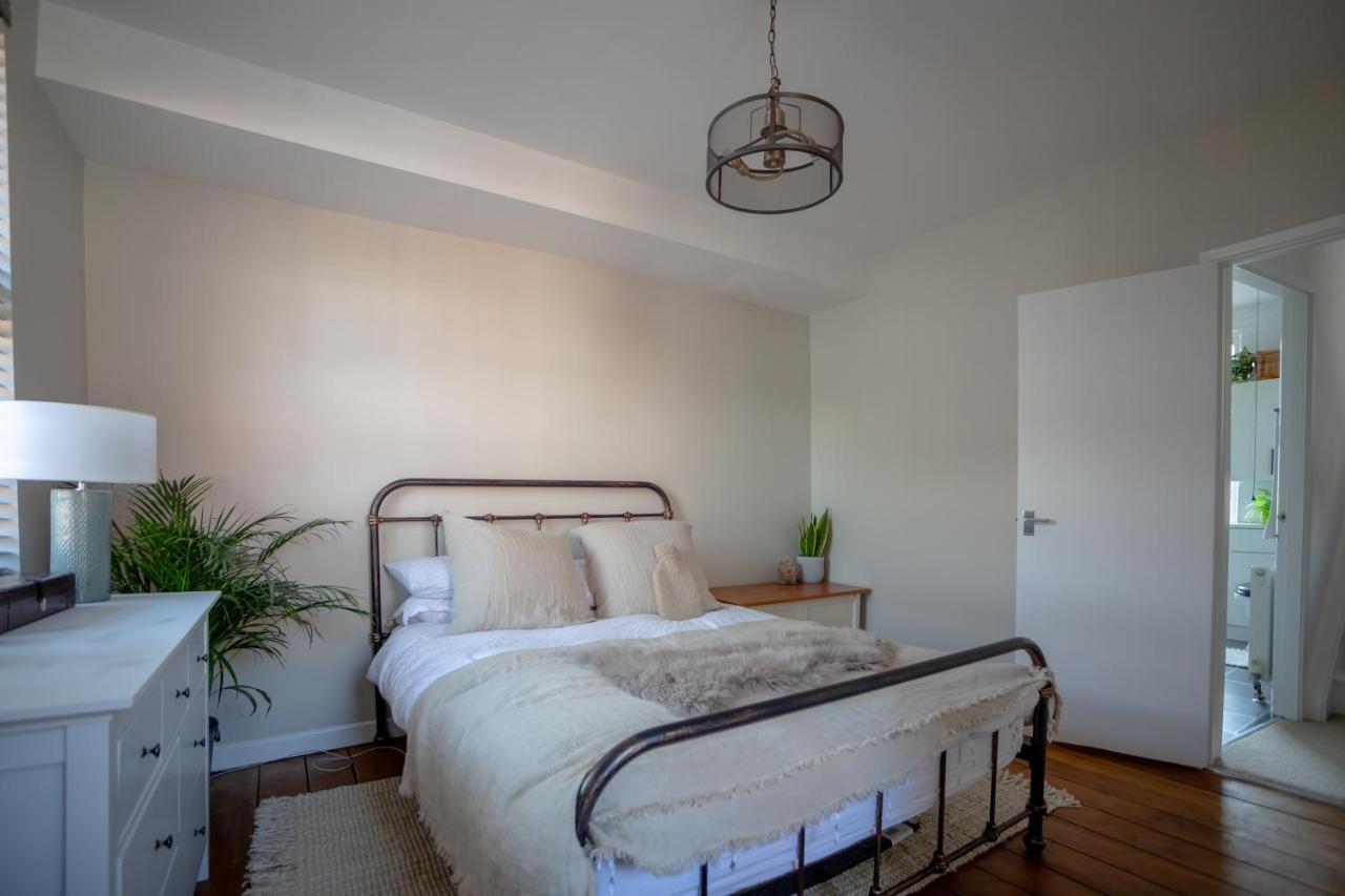 Hereford City - St Owens Terrace - Comfortable & Spacious Well Presented Three Storey House, Perfect For A Weekend Away & Exploring The City On Foot - Hosted By Rentmyhouse Esterno foto