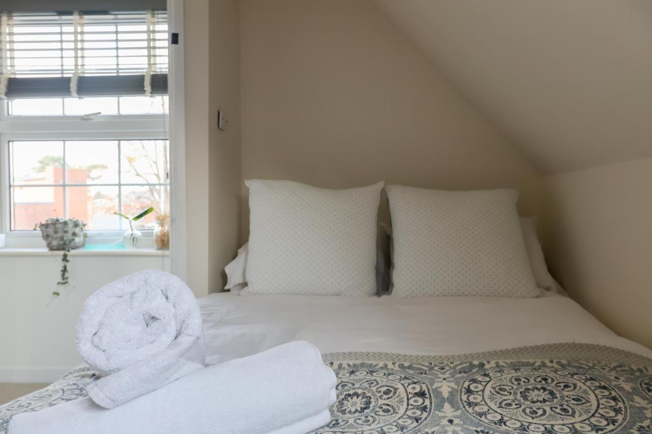 Hereford City - St Owens Terrace - Comfortable & Spacious Well Presented Three Storey House, Perfect For A Weekend Away & Exploring The City On Foot - Hosted By Rentmyhouse Esterno foto